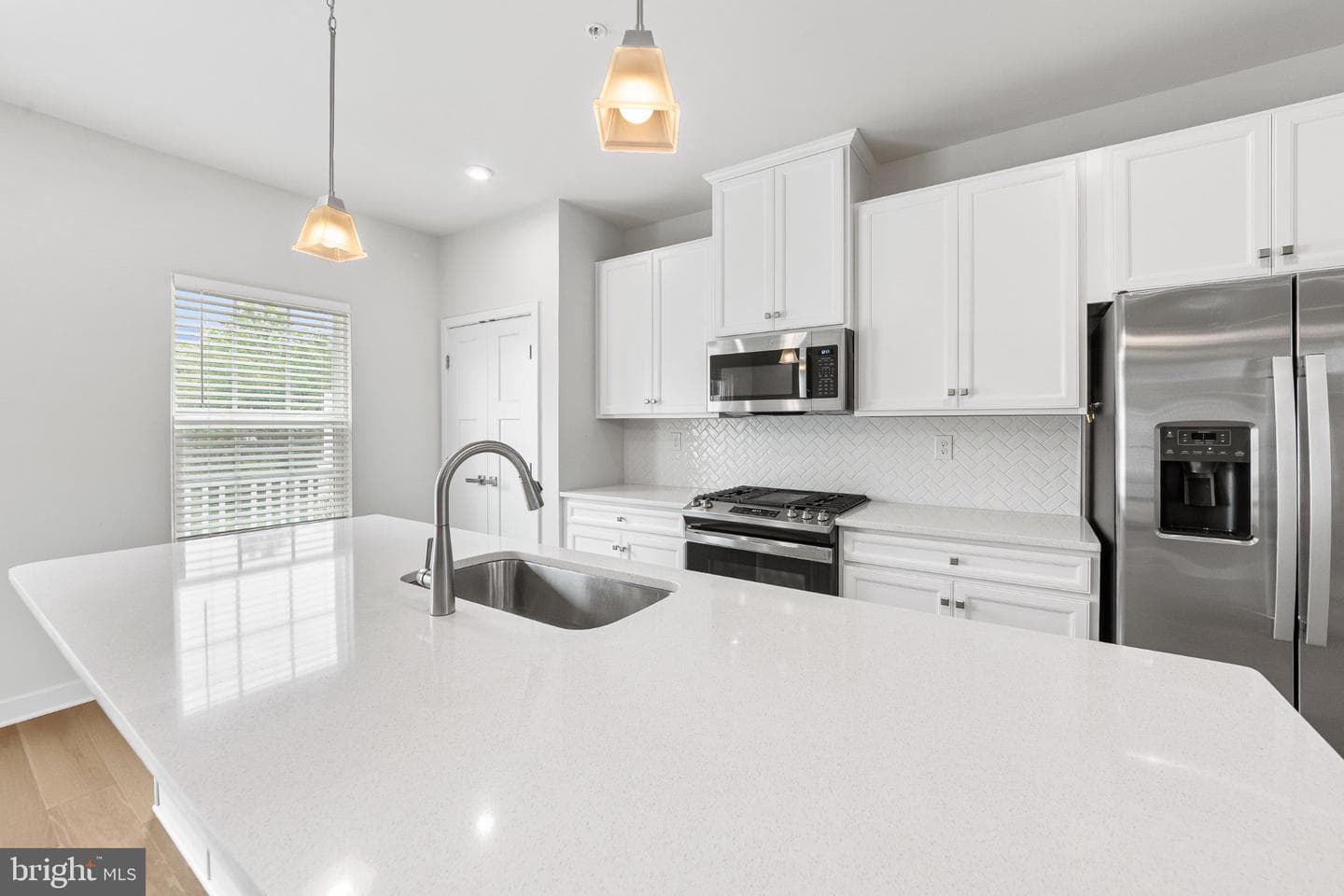 82 Hunters Drive photo 12