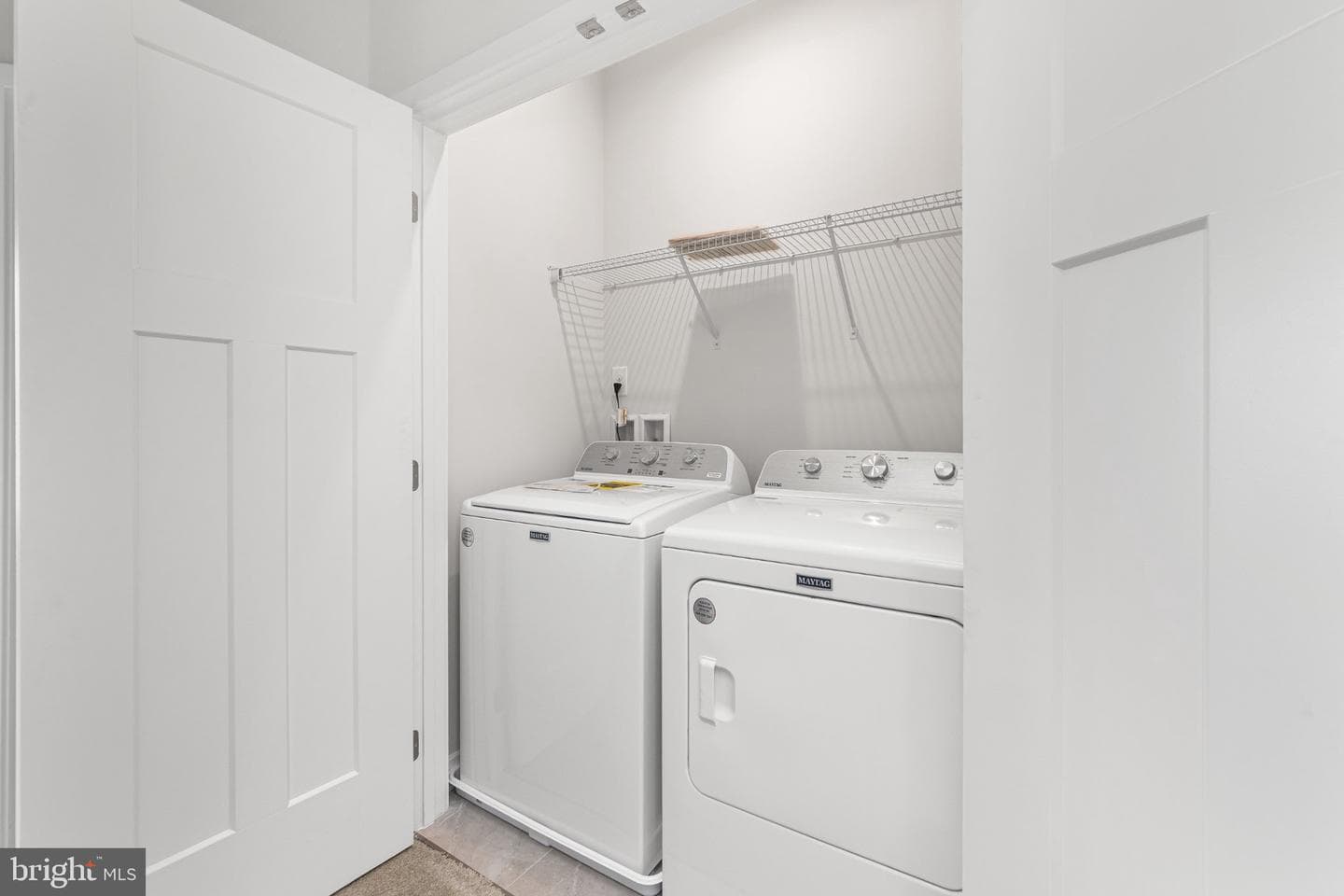 82 Hunters Drive photo 27