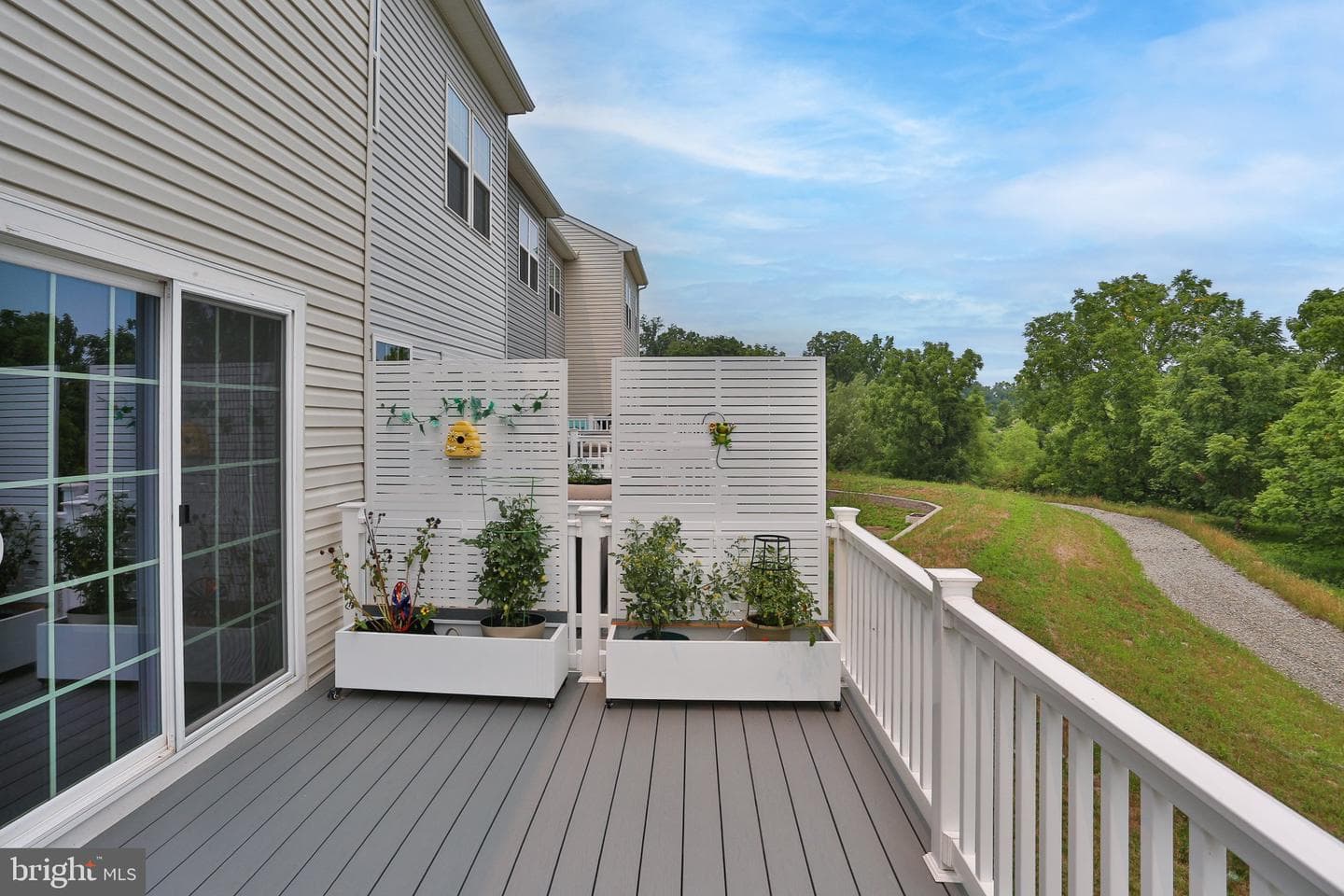 82 Hunters Drive photo 33