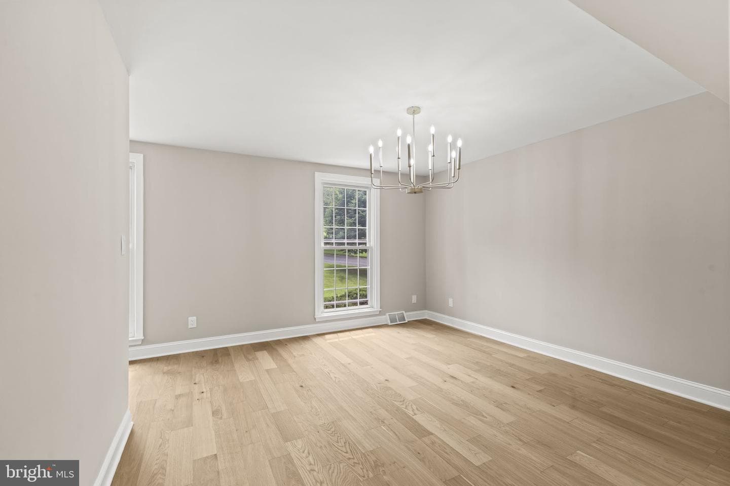 1215 Club House Road photo 19