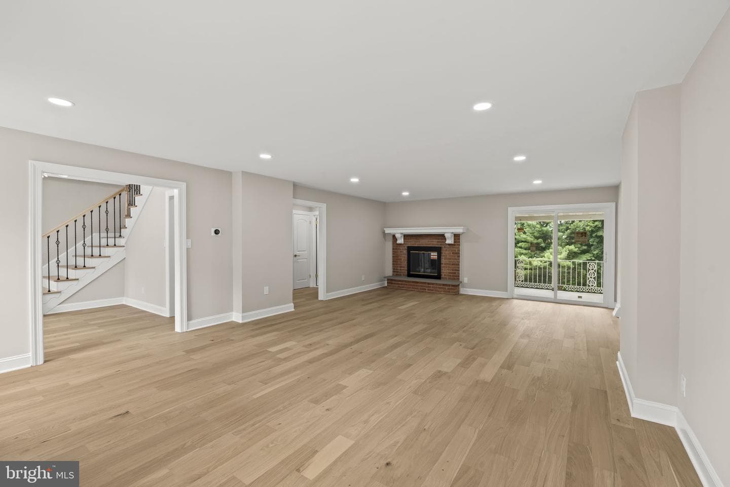 1215 Club House Road photo 22