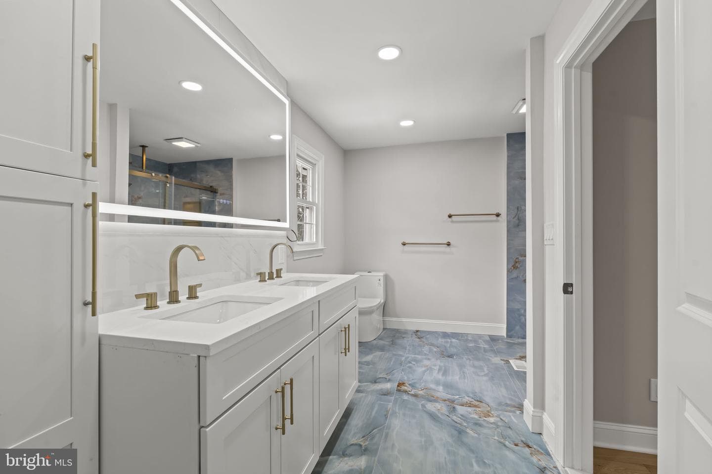 1215 Club House Road photo 47