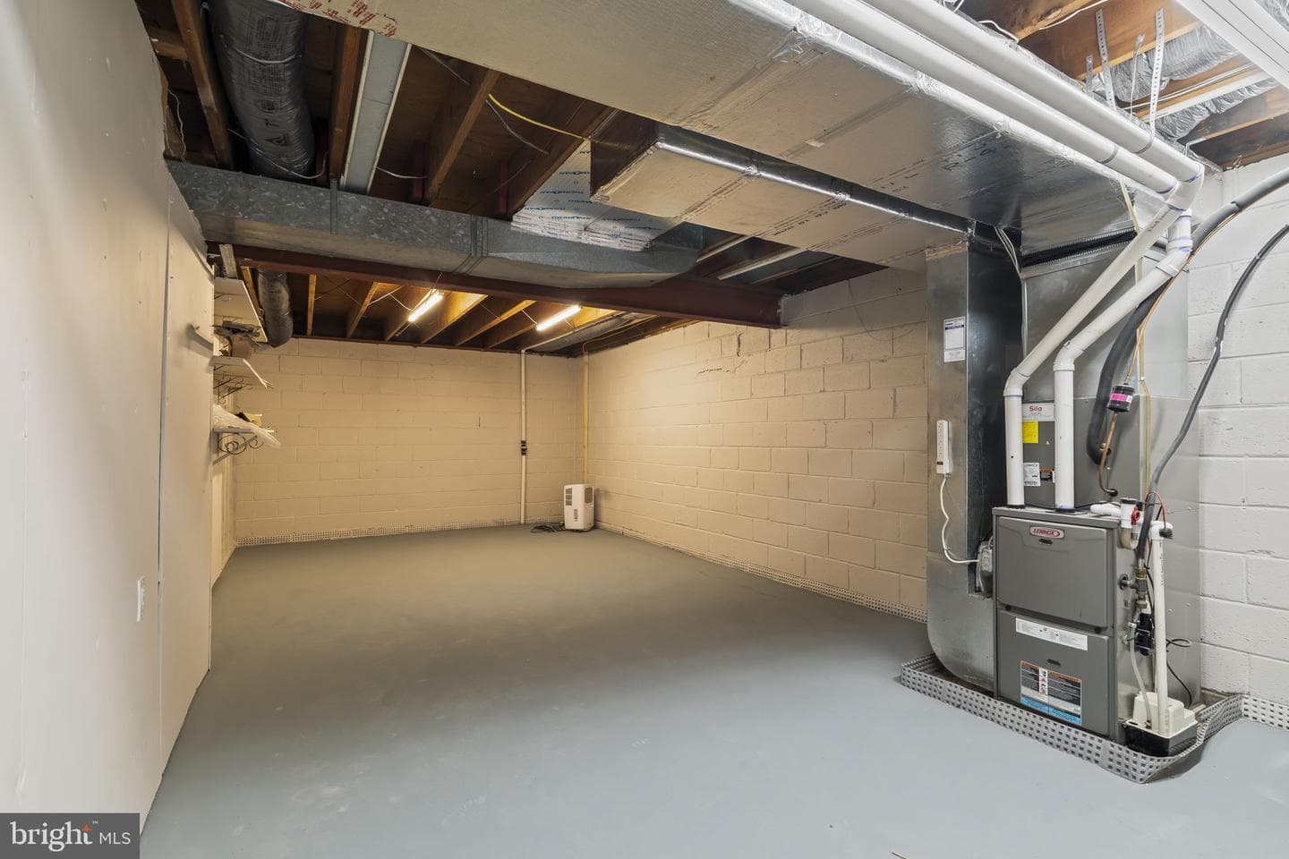 1215 Club House Road photo 58