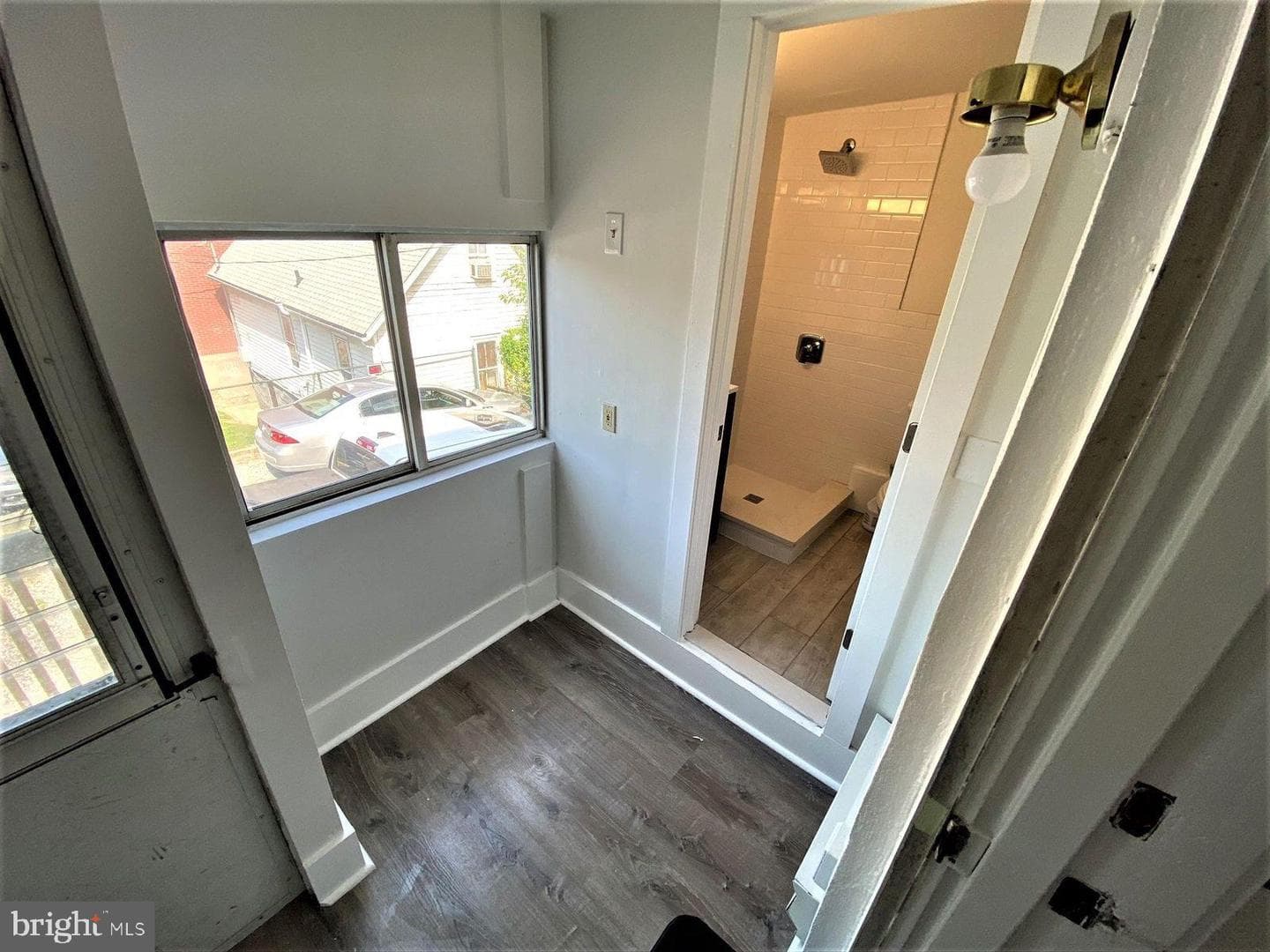 515 Thomas Street photo 16