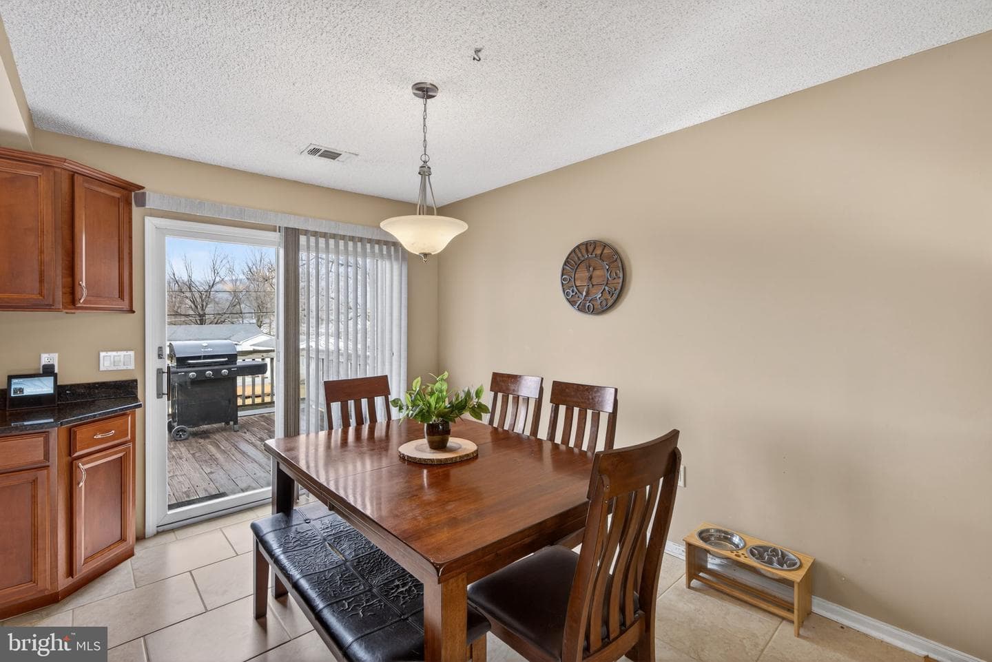 1386 Jefferson Street photo 11
