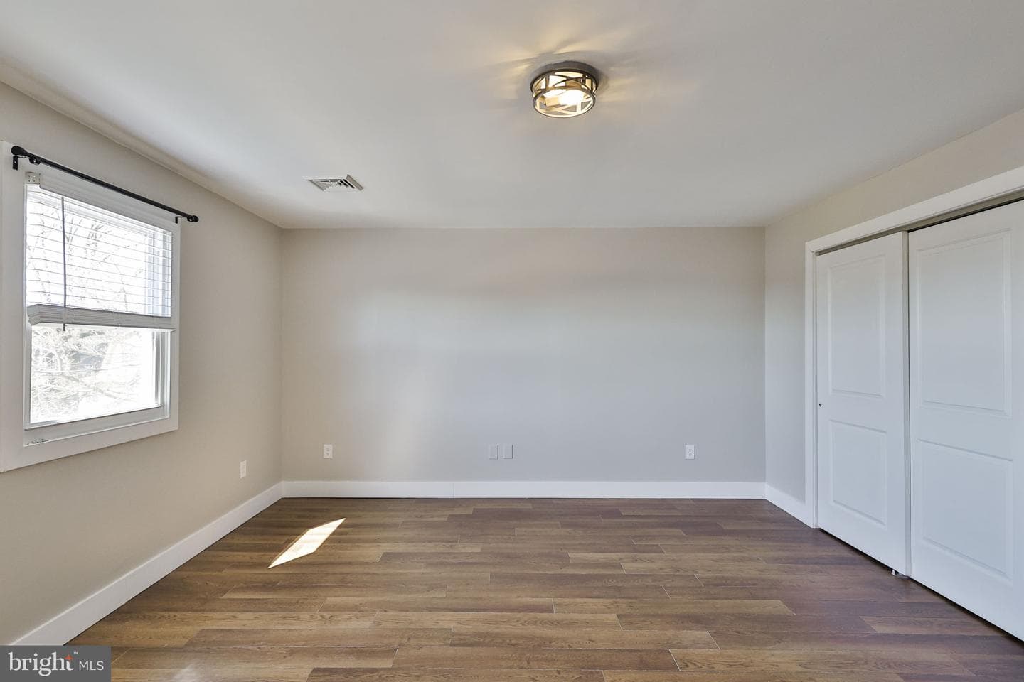 1437 Keilman Avenue photo 39