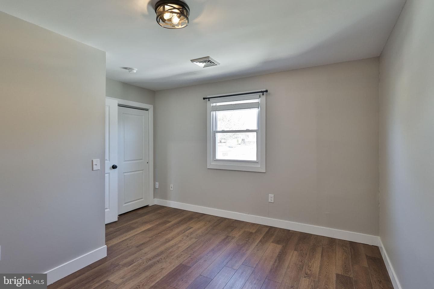 1437 Keilman Avenue photo 61