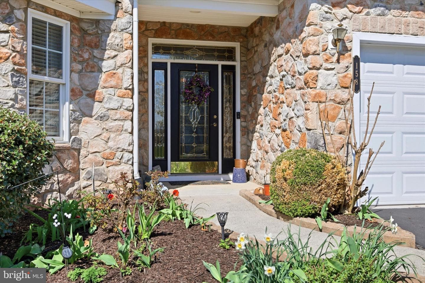158 Glenmoor Circle N photo 3