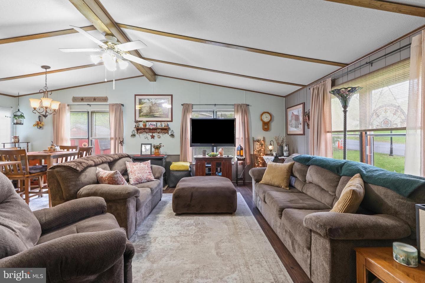 17 Valley View Drive photo 8