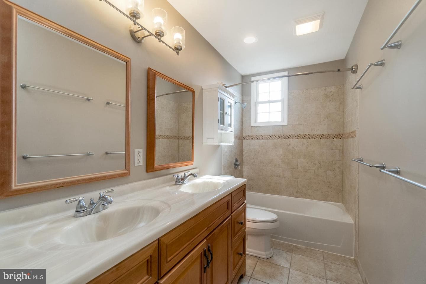 1105 Brentwood Avenue photo 37