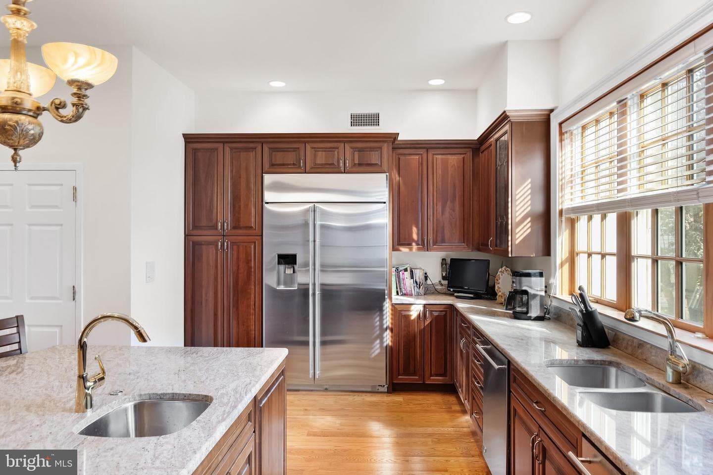 124 Bainbridge Street photo 19