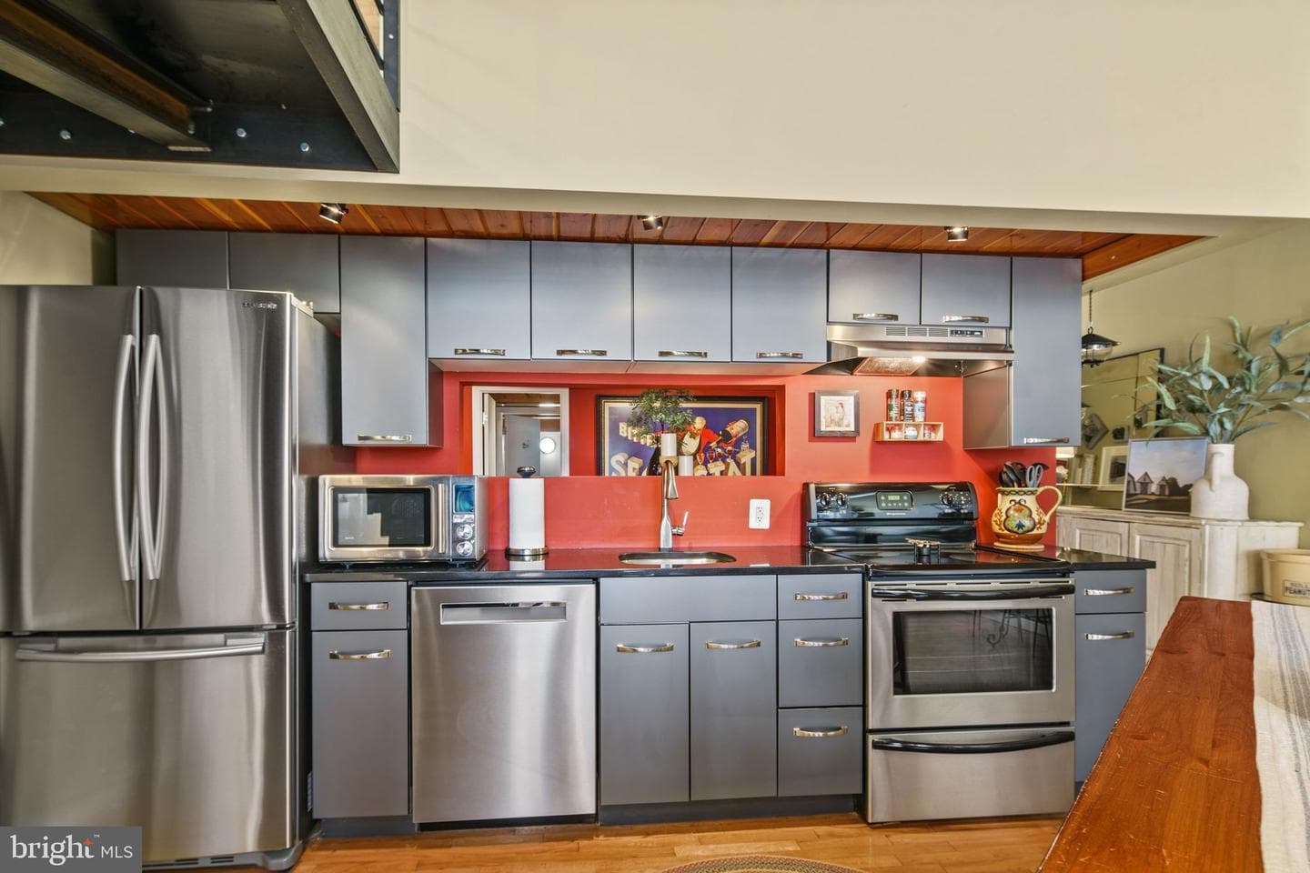 1027 Arch Street #307 photo 15