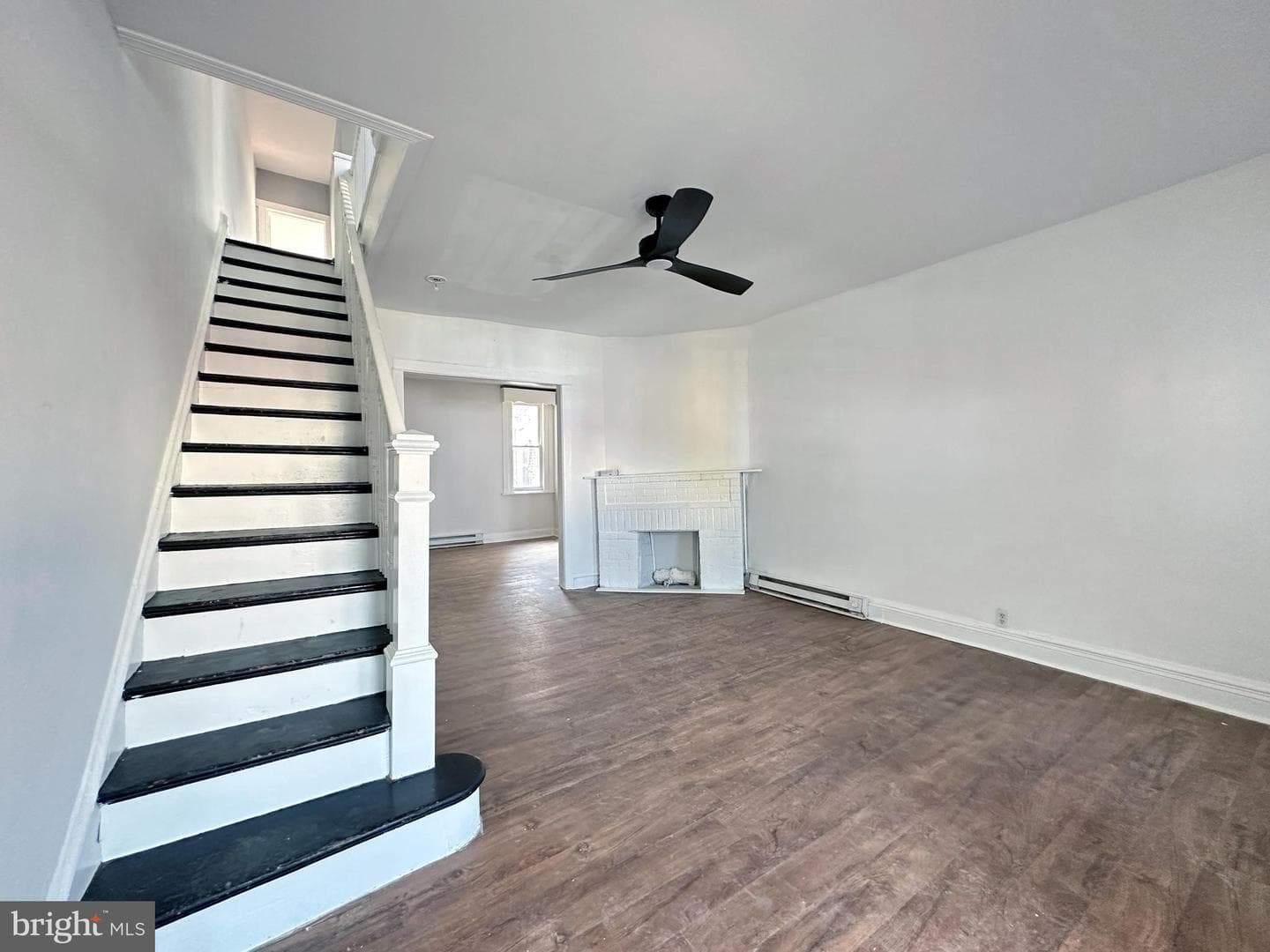 4850 Brown Street photo 7