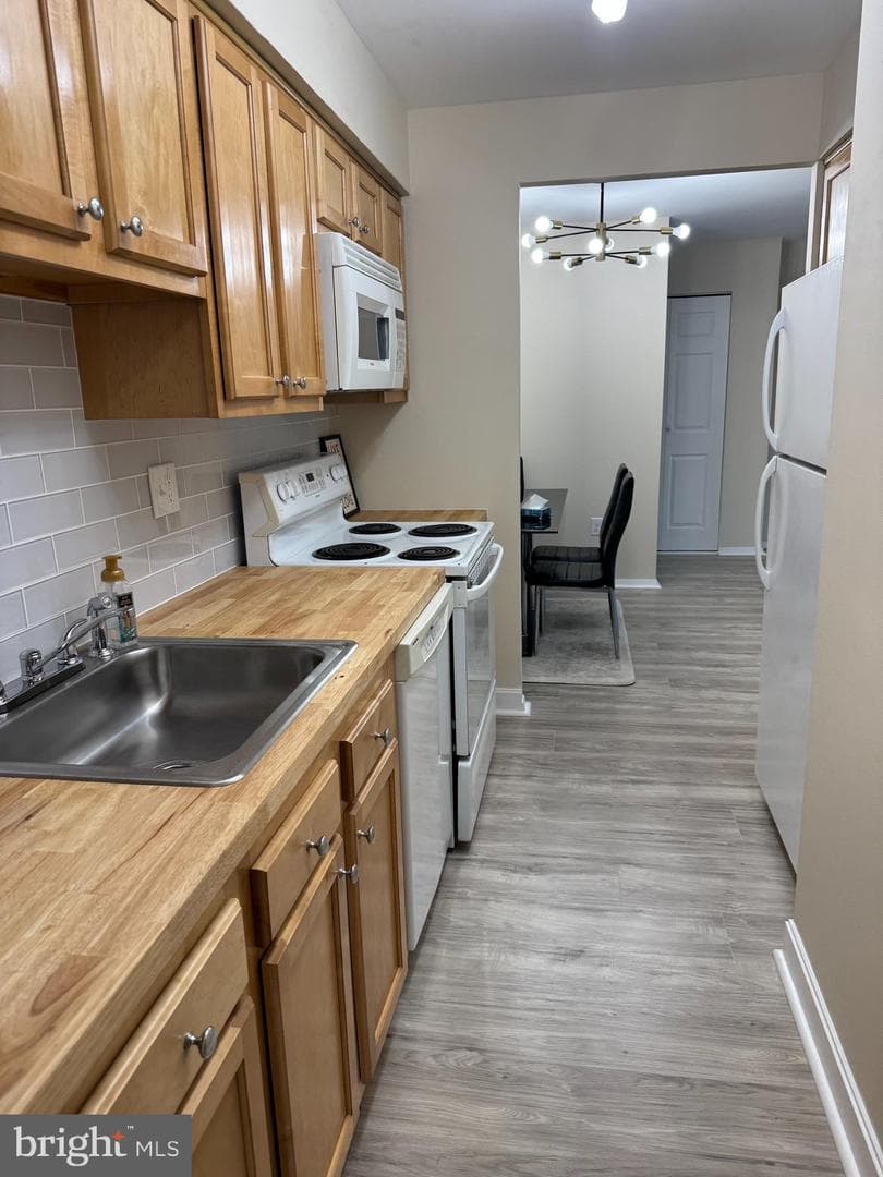 7600 E Roosevelt Boulevard #206 photo 6