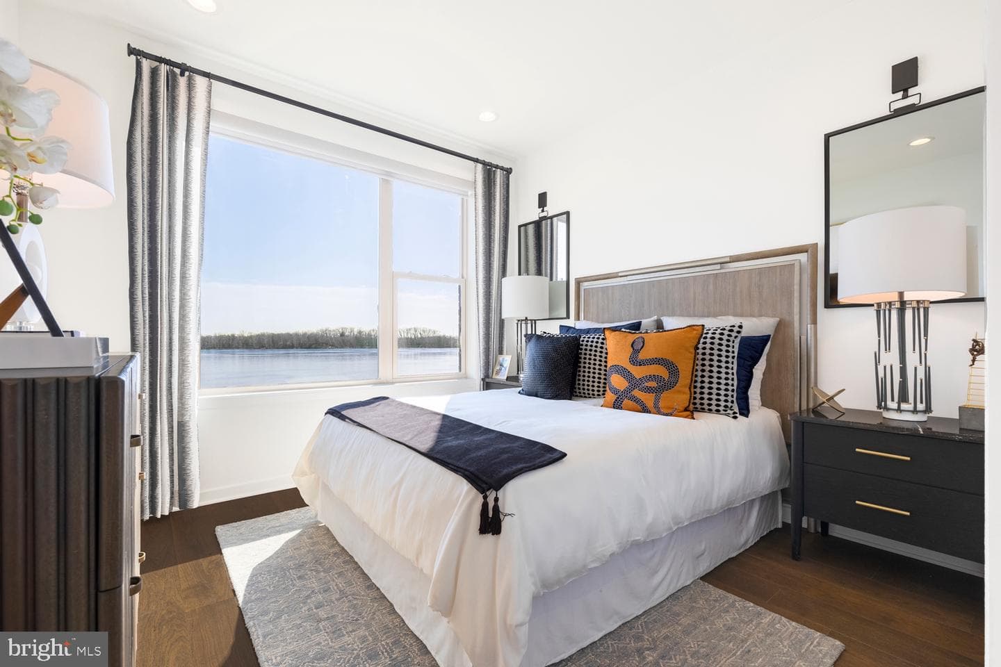 3041 Bridgeview Walk #4b photo 9