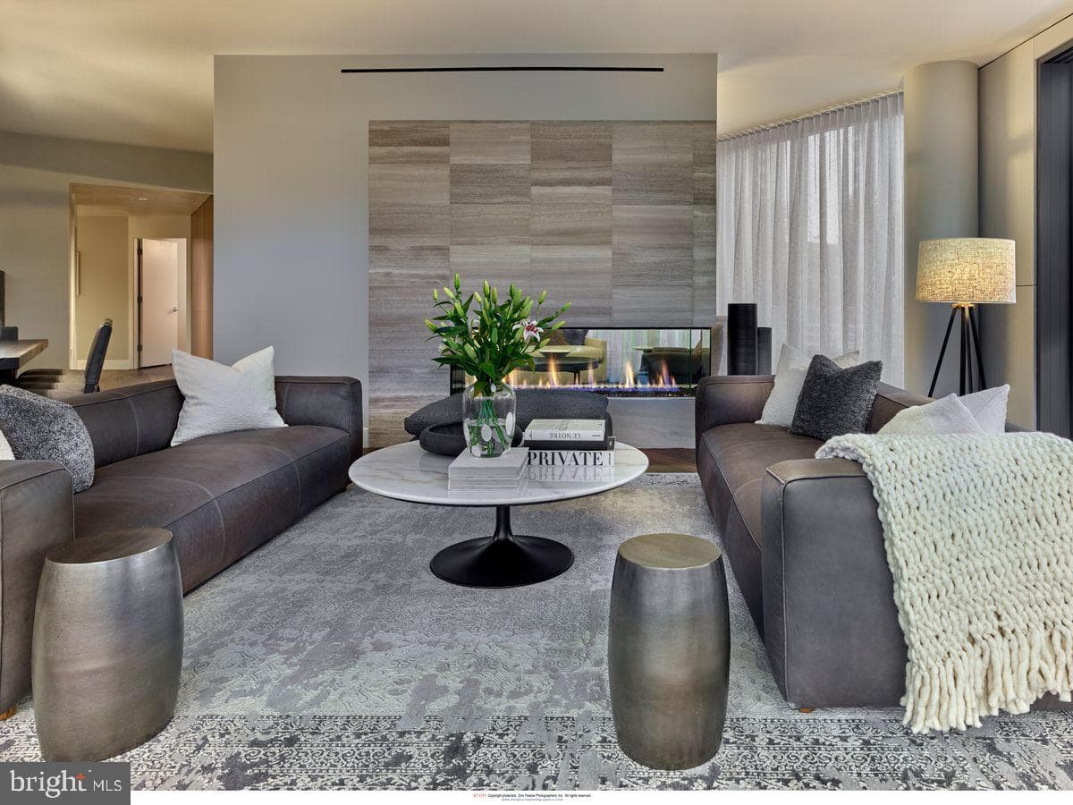 2100 Hamilton Street #2d photo 3