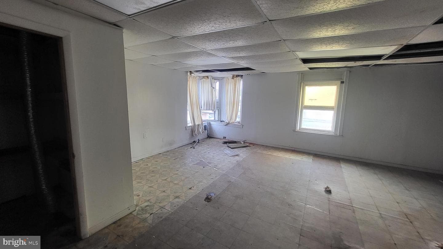 3224 W York Street photo 12