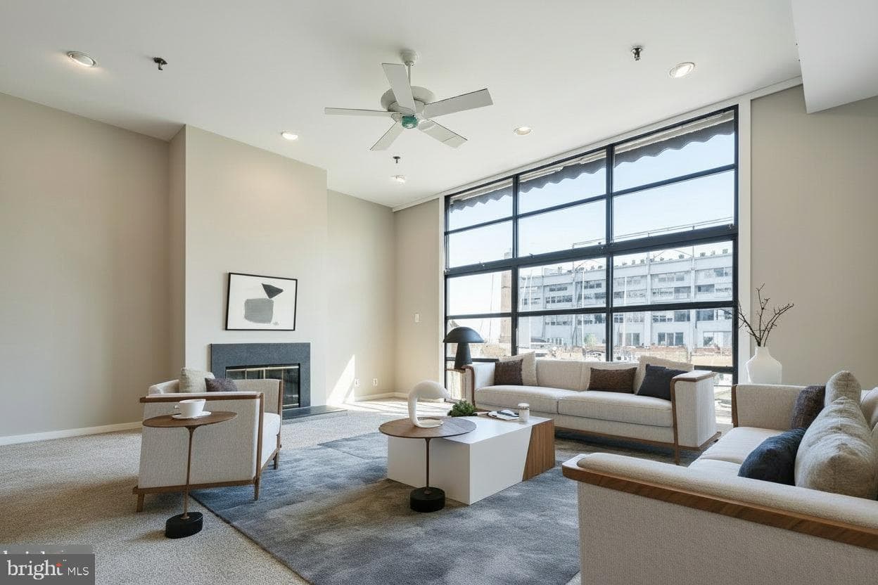 7 N Christopher Columbus Boulevard #130 photo 12