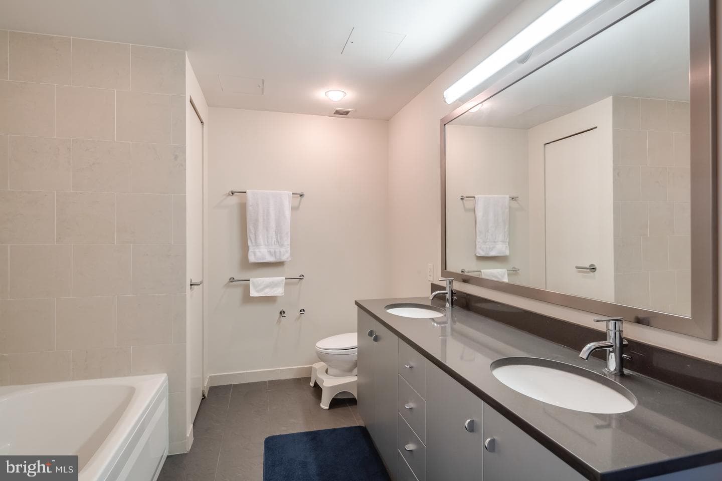 2101 Market Street #1901 photo 12