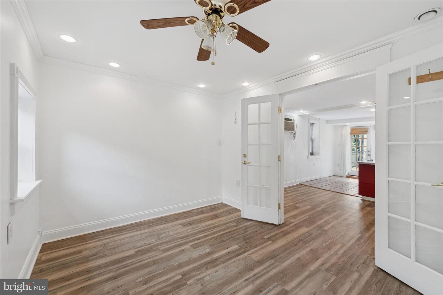 2621 Sepviva Street photo 20