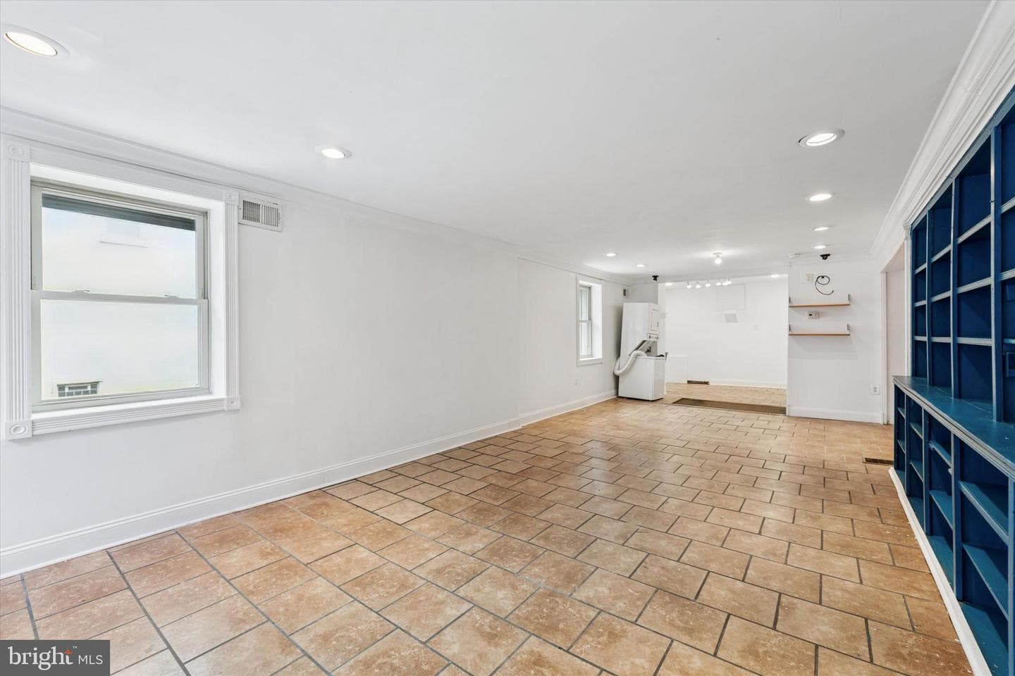 2621 Sepviva Street photo 3