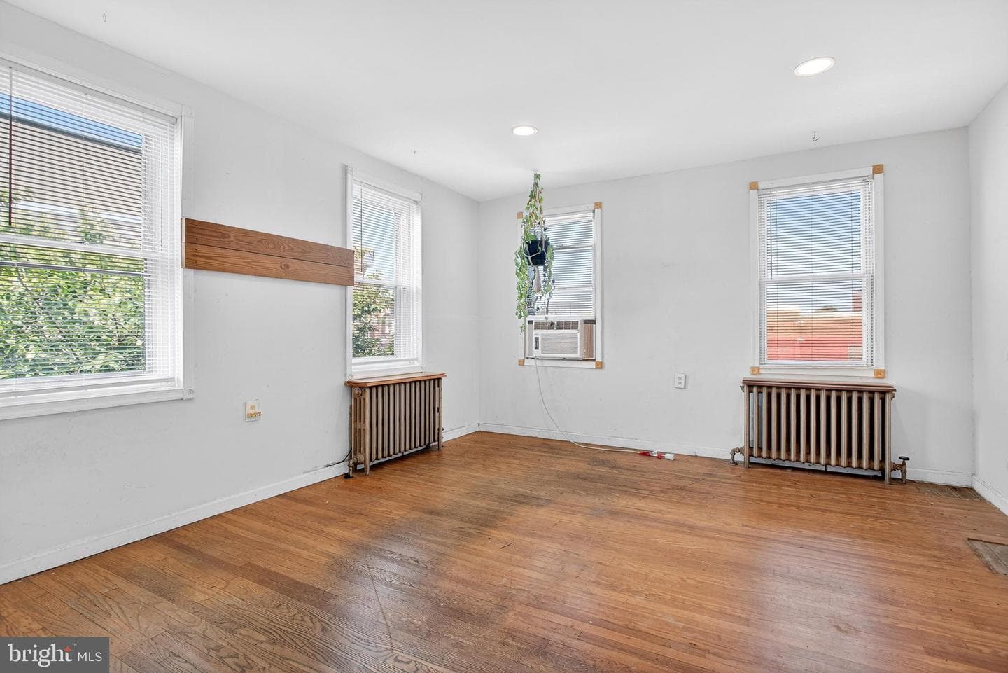 3409 Frankford Avenue photo 28