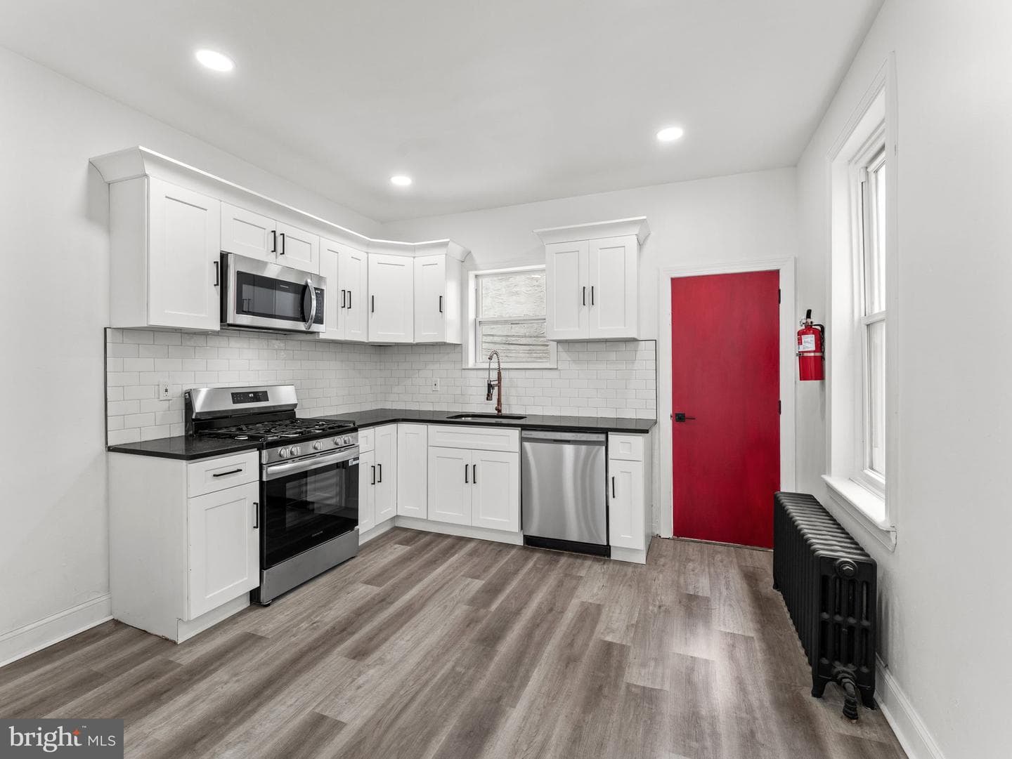 3413 N 10th Street photo 4