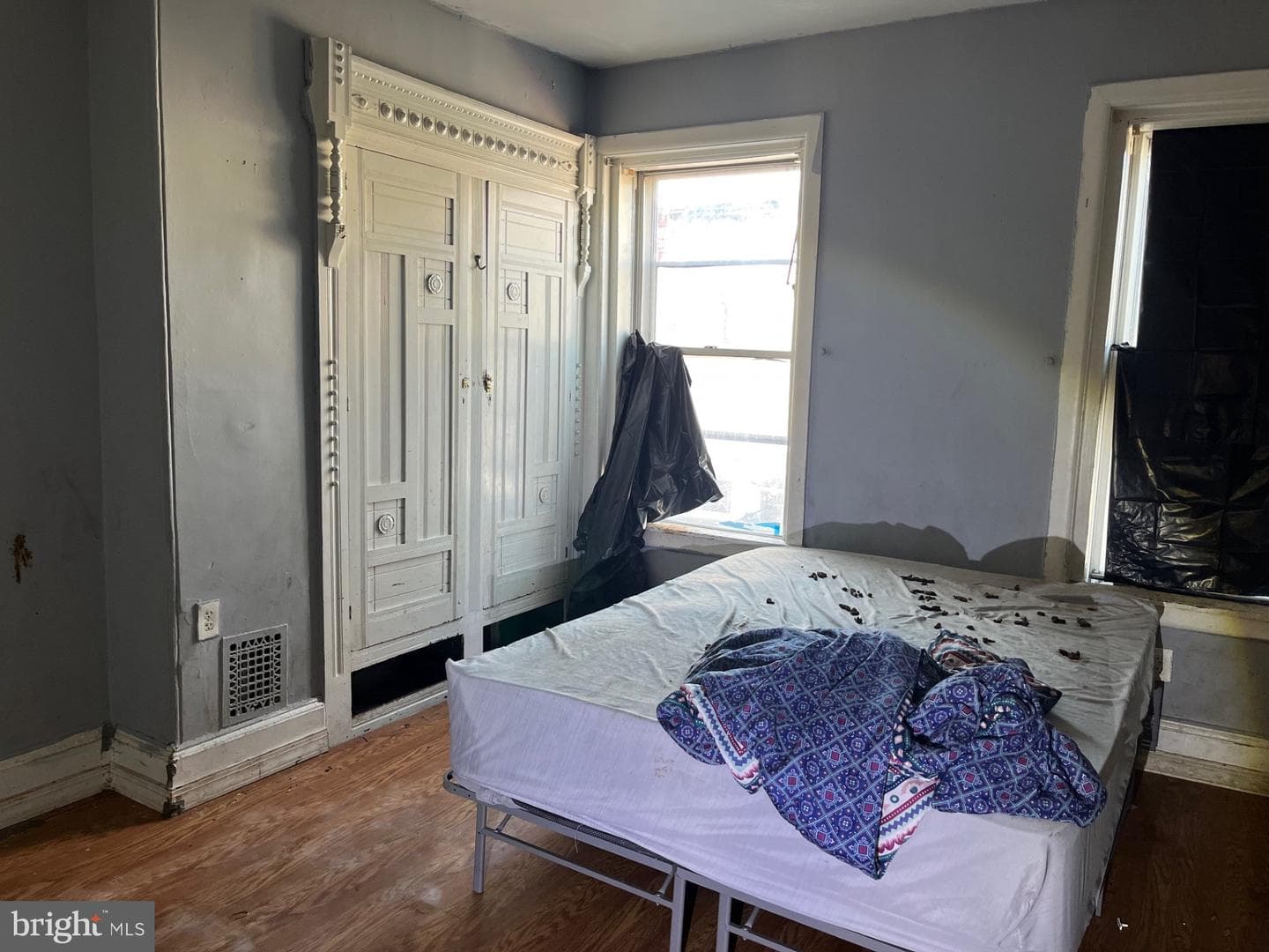 1346 W Seltzer Street photo 5