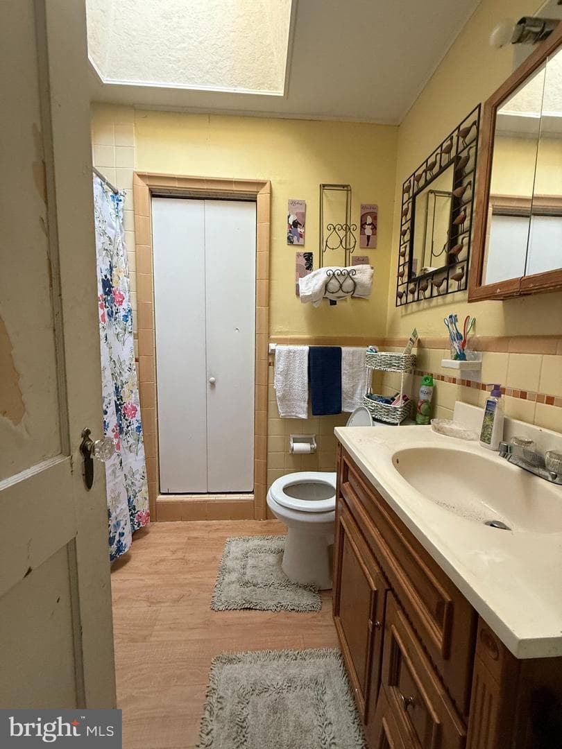 3346 Longshore Avenue photo 8