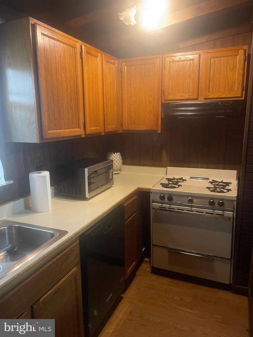 2411 S 4th Street photo 16