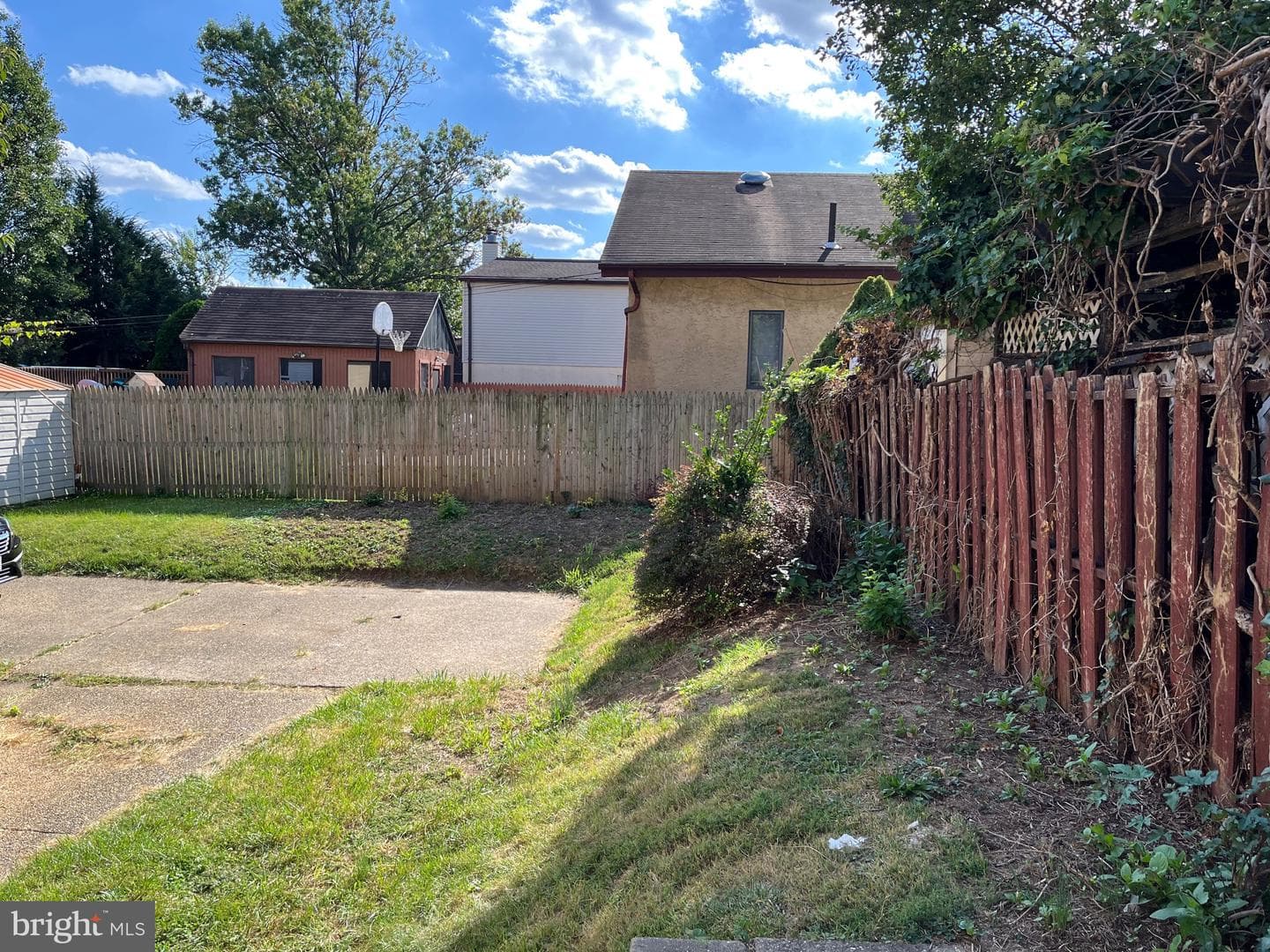 1304 Faunce Street photo 31