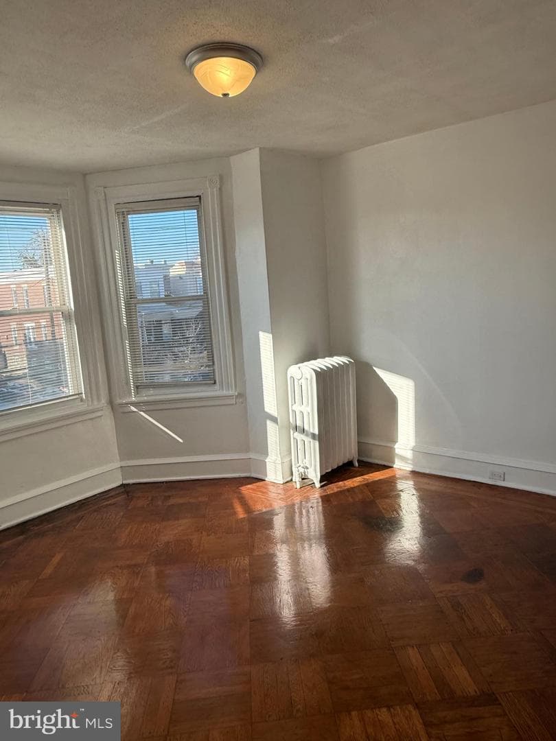 5426 Whitby Avenue photo 31