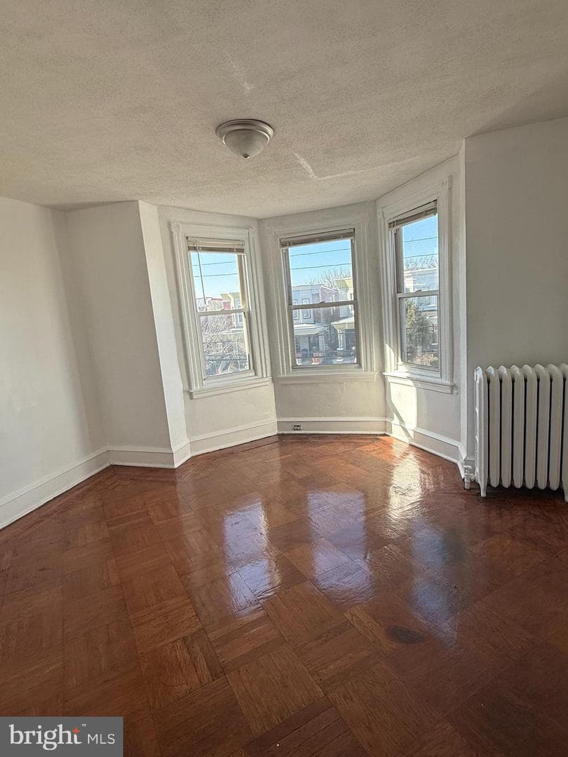 5426 Whitby Avenue photo 44