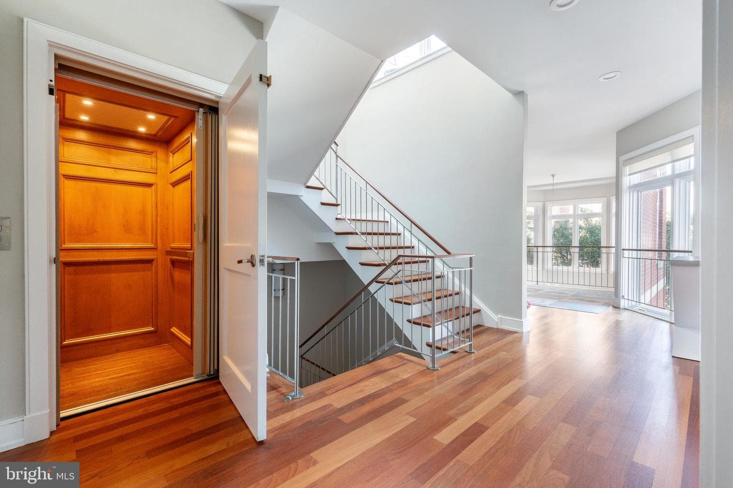 838 Lombard Street photo 35