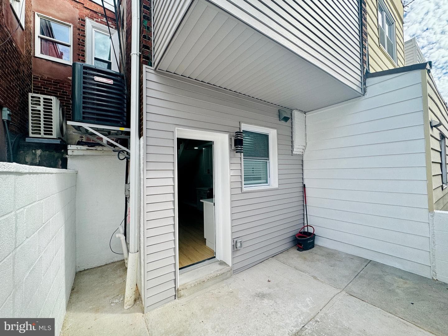 2426 S Juniper Street photo 21