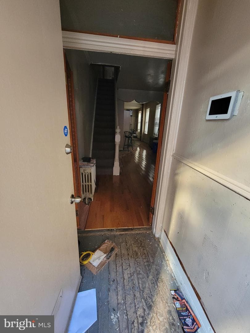 2246 N Carlisle Street photo 3