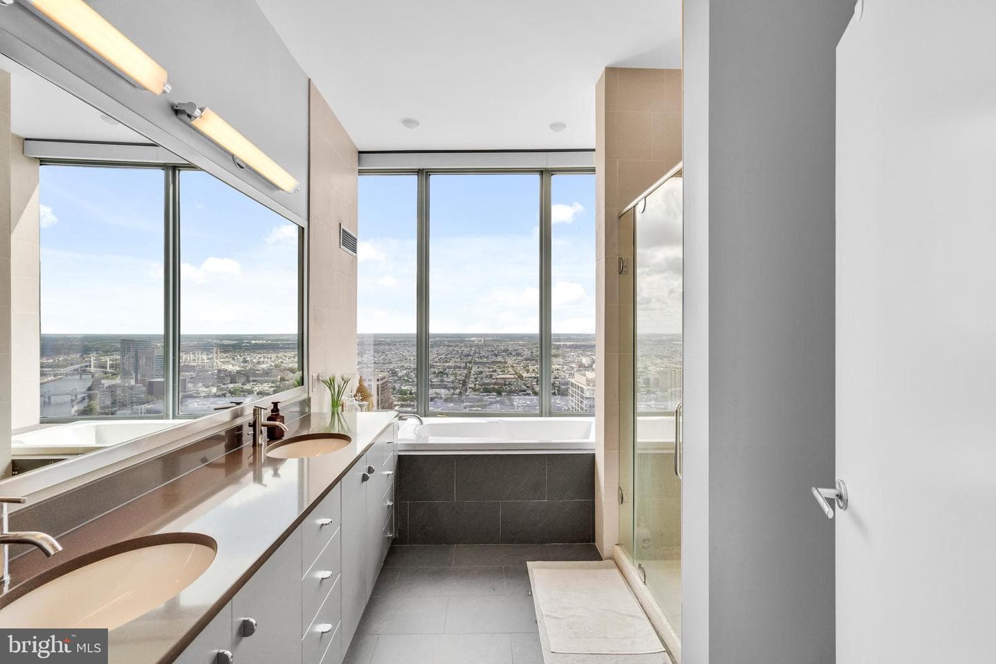 2101 Market Street #ph02 photo 37