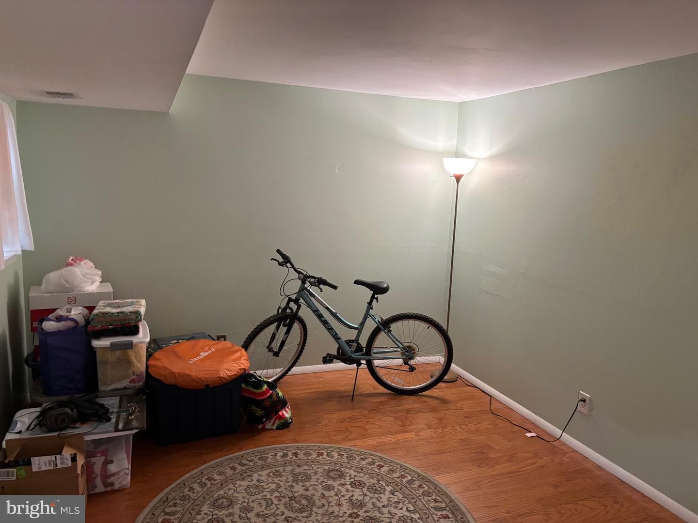 550 Arnold Street photo 30