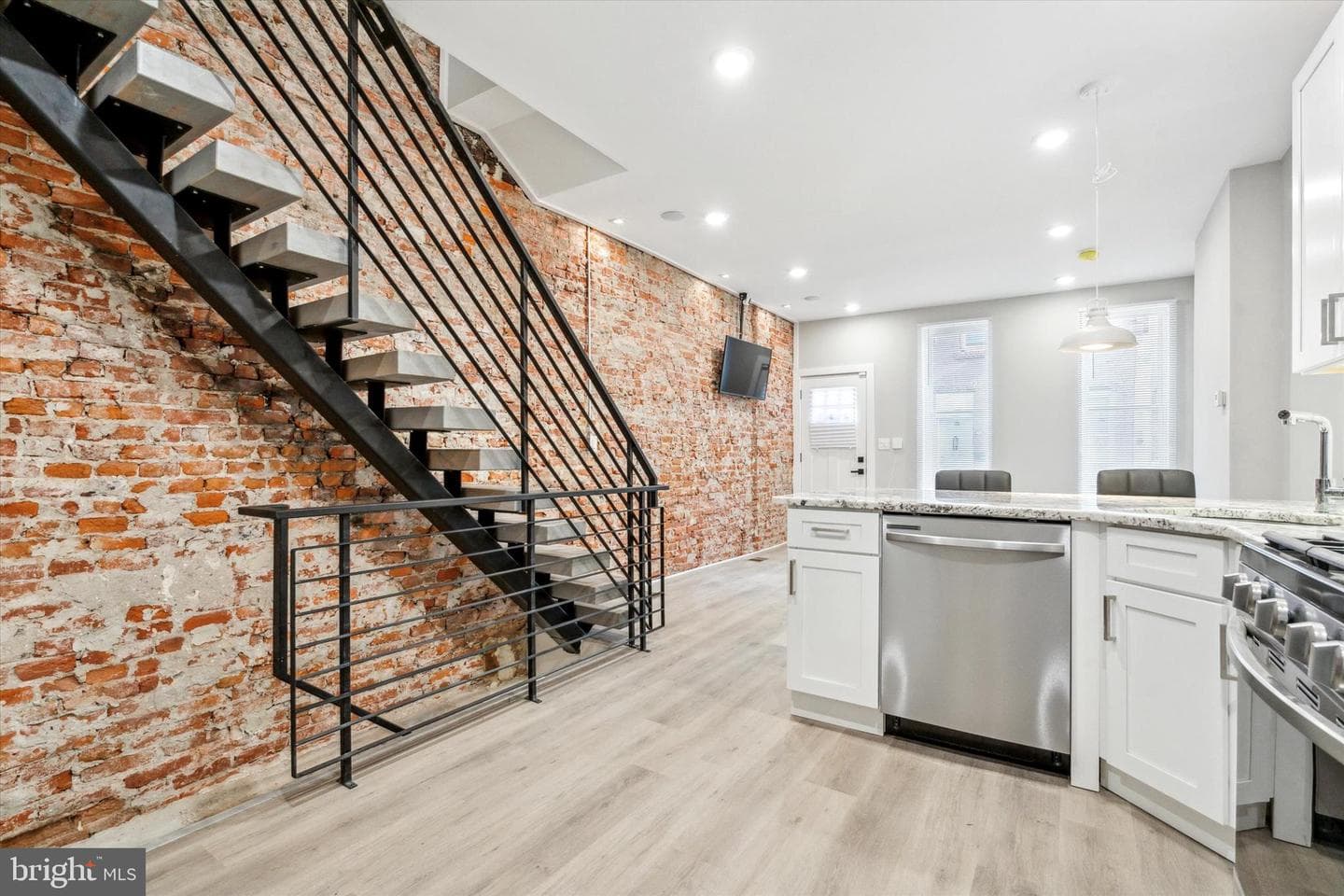 1862 N Marston Street photo 10