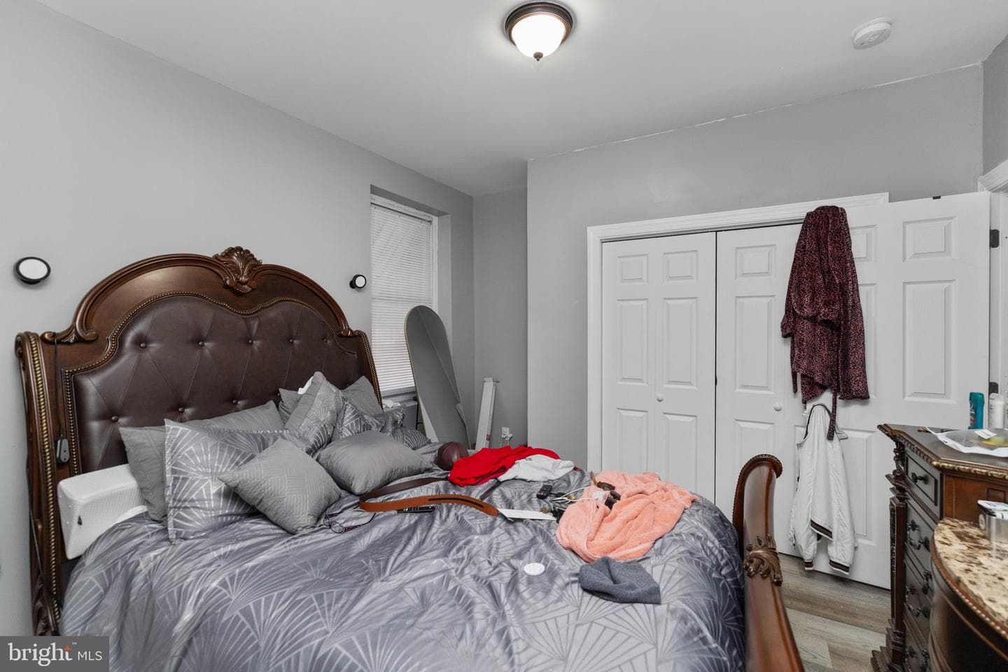 2401 N Hollywood Street photo 15