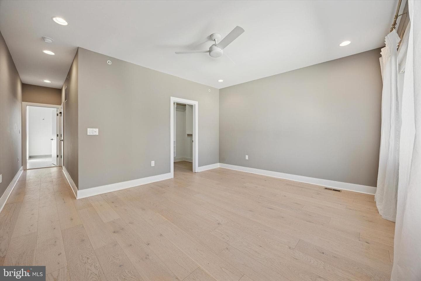 152 N Front Street photo 13