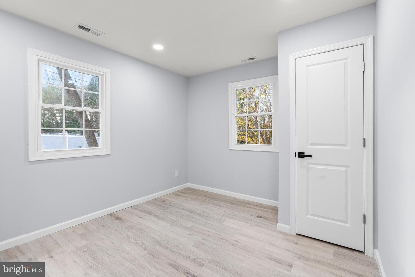 11046 Ferndale Street photo 12