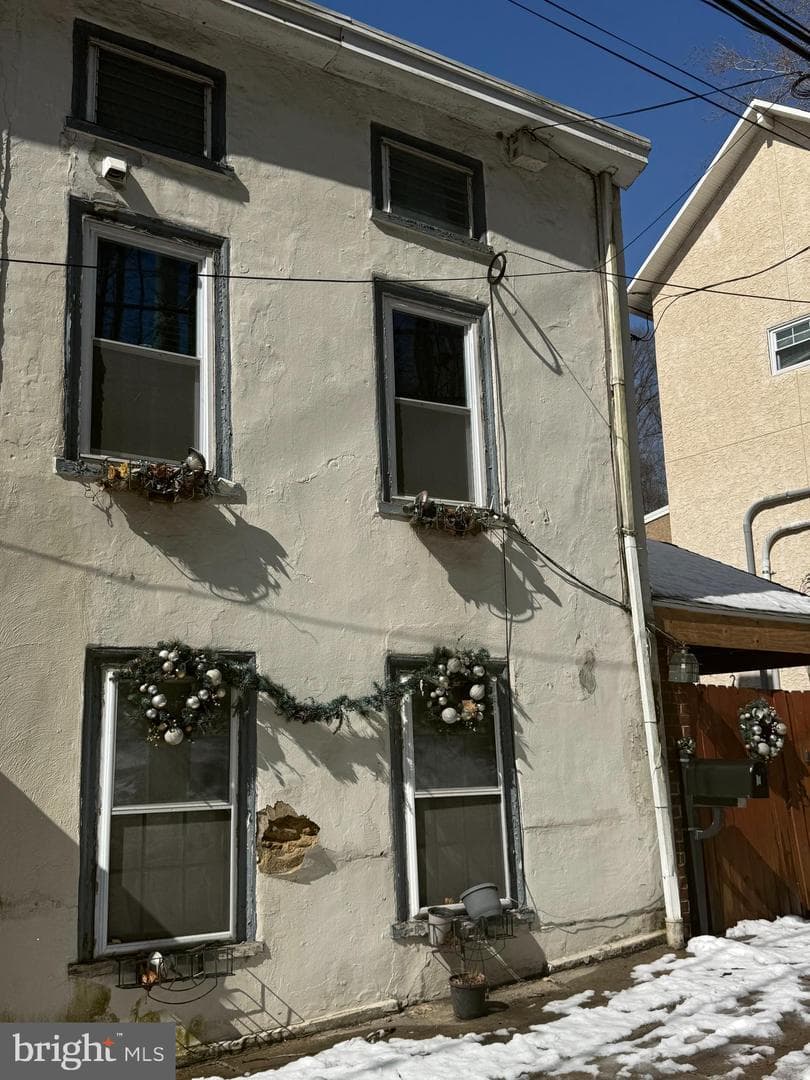 12 Shawmont Avenue photo 3