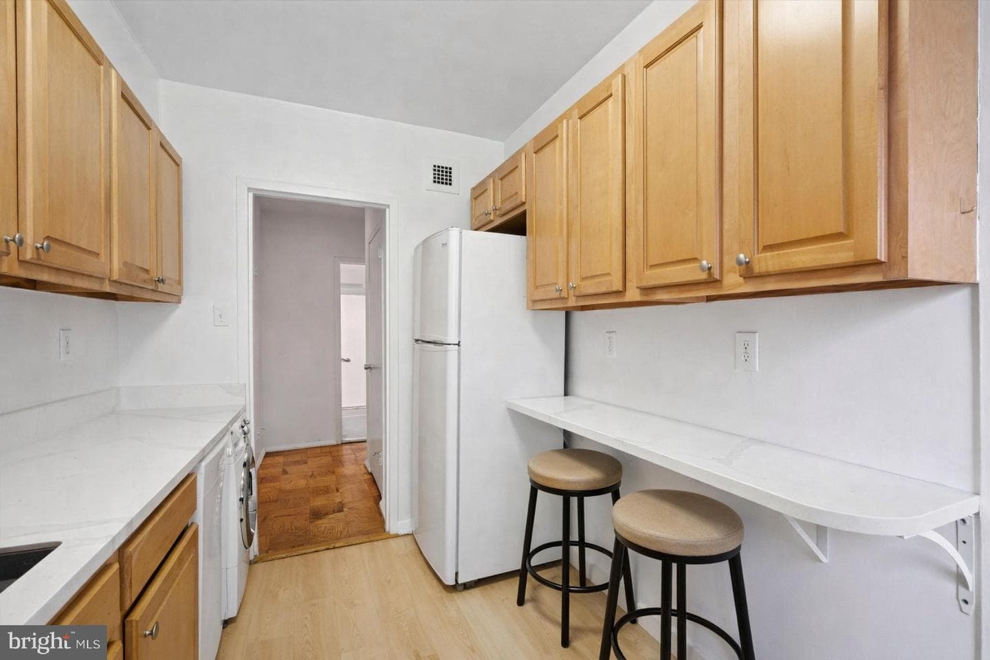 220 W Rittenhouse Square #6f photo 17