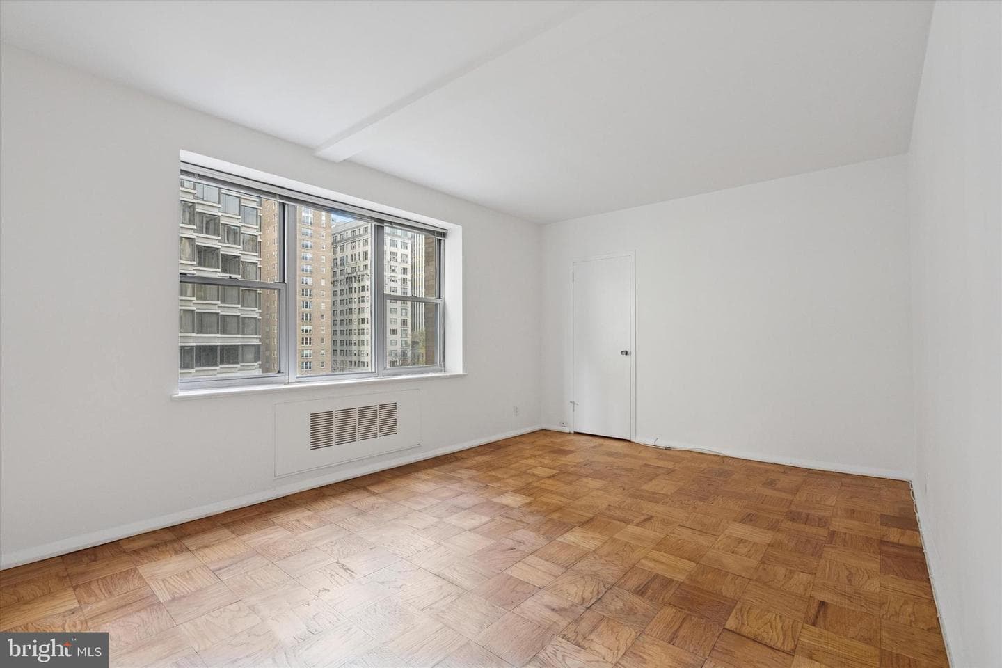 220 W Rittenhouse Square #6f photo 23