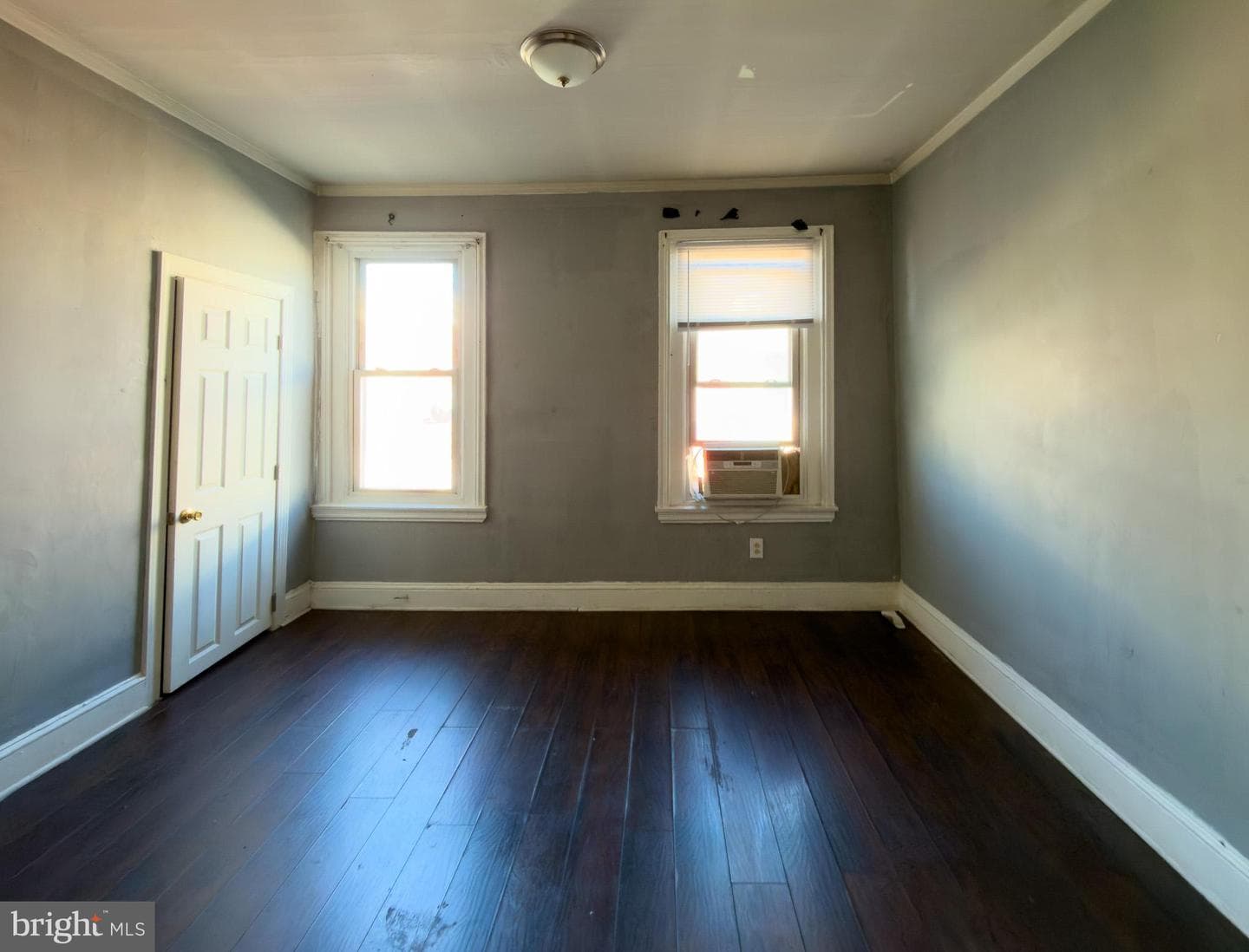 1638 W Victoria Street photo 20