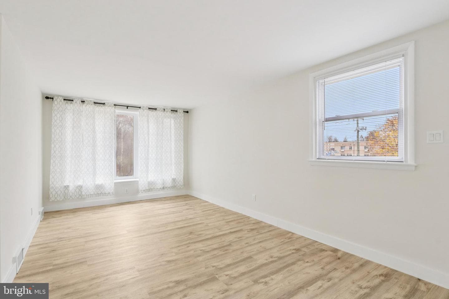 8855 Winchester Avenue photo 7
