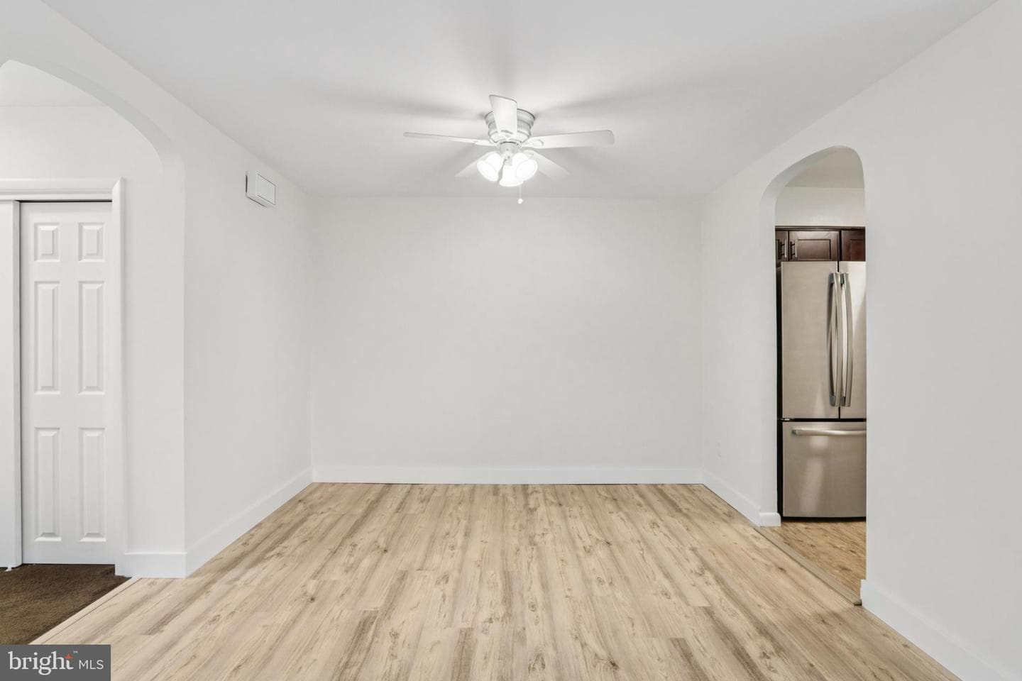 8855 Winchester Avenue photo 9