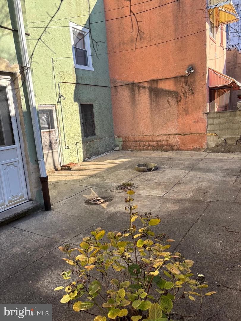 904-906 Greenwich Street photo 14