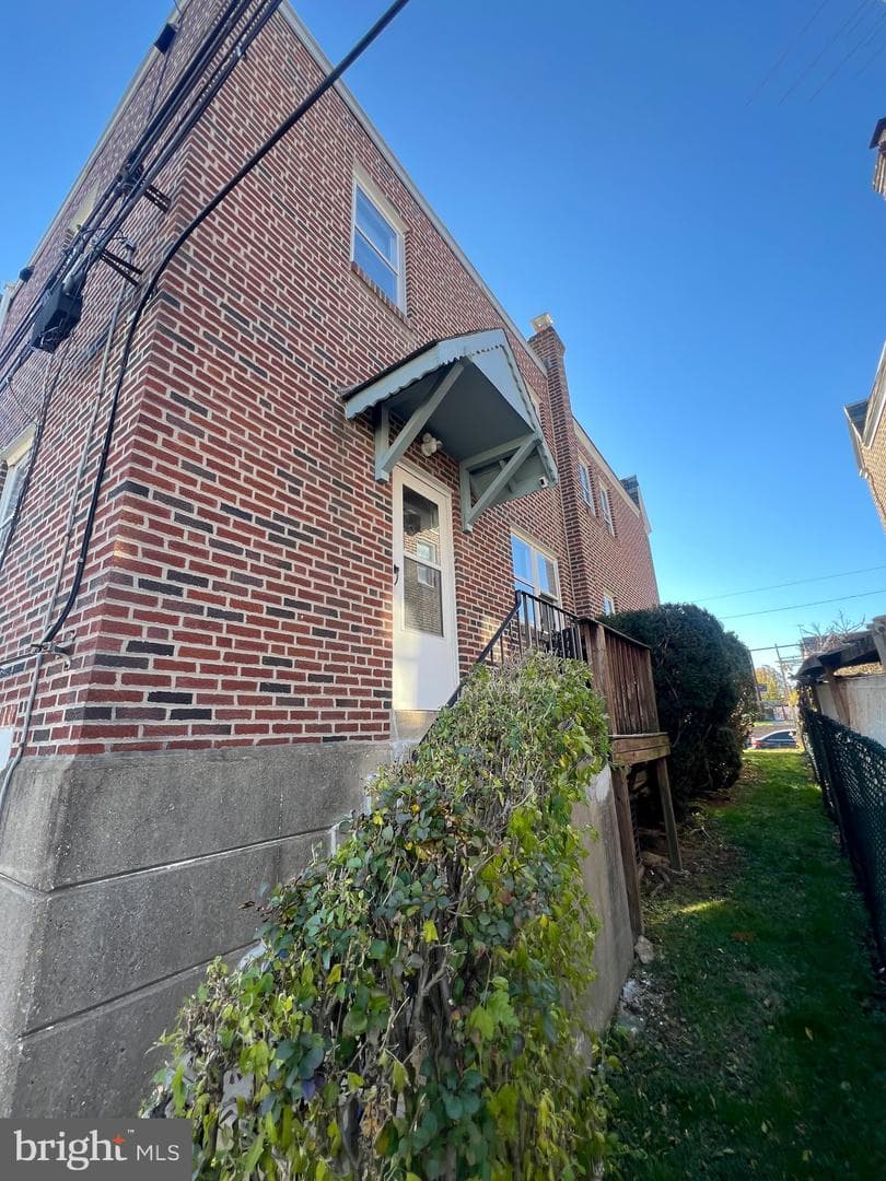 1117 Saint Vincent Street photo 41